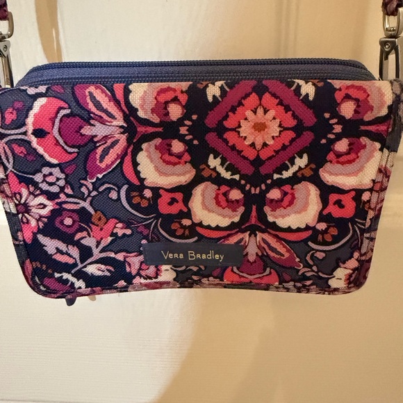 EUC Vera Bradley Raspberry Medallion RFID Crossbody - Picture 2 of 5